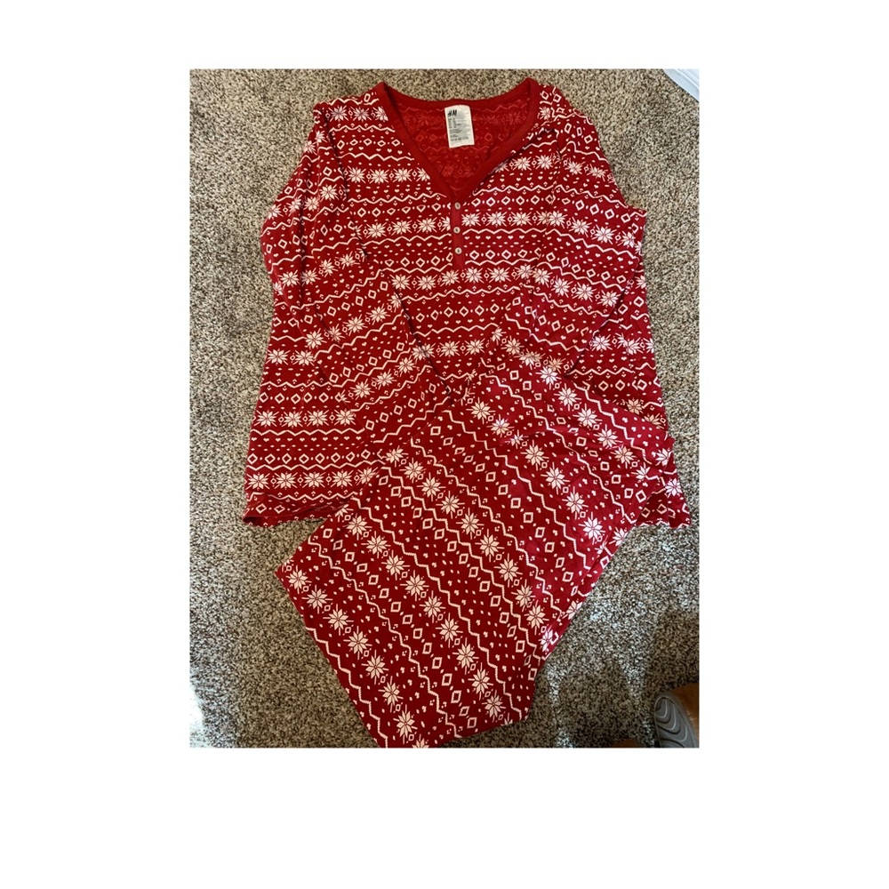 Never worn H&M PJ set size XL